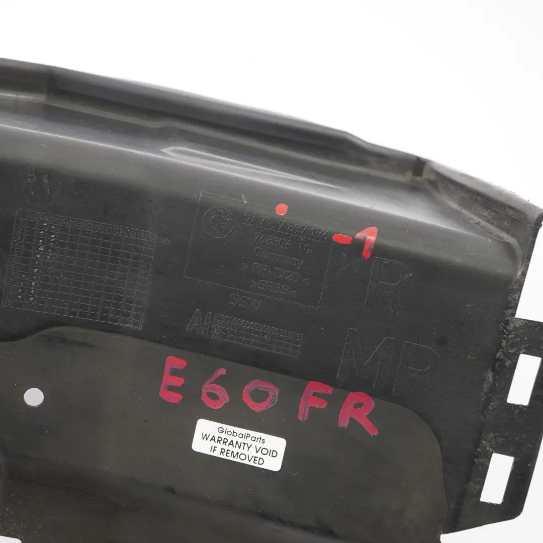 Luftführung Abdeckung Frontmaske Vorne Rechts für BMW E60 E61 M Sport mit Teilenummer 7897176 BMW E60 E61 M Sport Luftführung Abdeckung Frontmaske Vorne Rechts - SKU 7897176-1 - Teilenummer 7897176