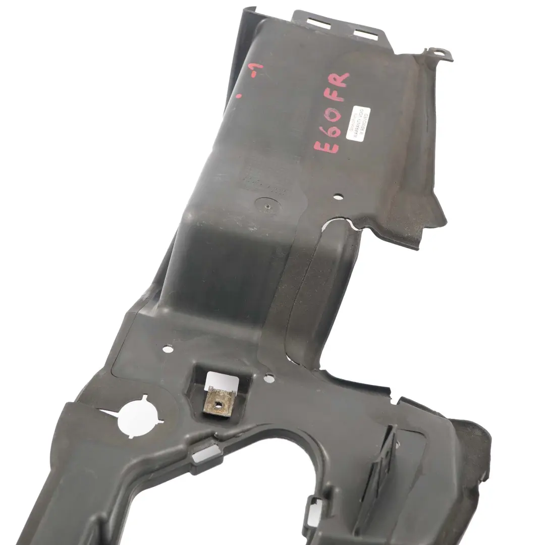 Kanał Powietrza Prawy M-Pakiet do BMW E60 o numerze 7897176 BMW E60 Kanał Powietrza Prawy M-Pakiet - SKU 7897176-1 - Numer Części 7897176