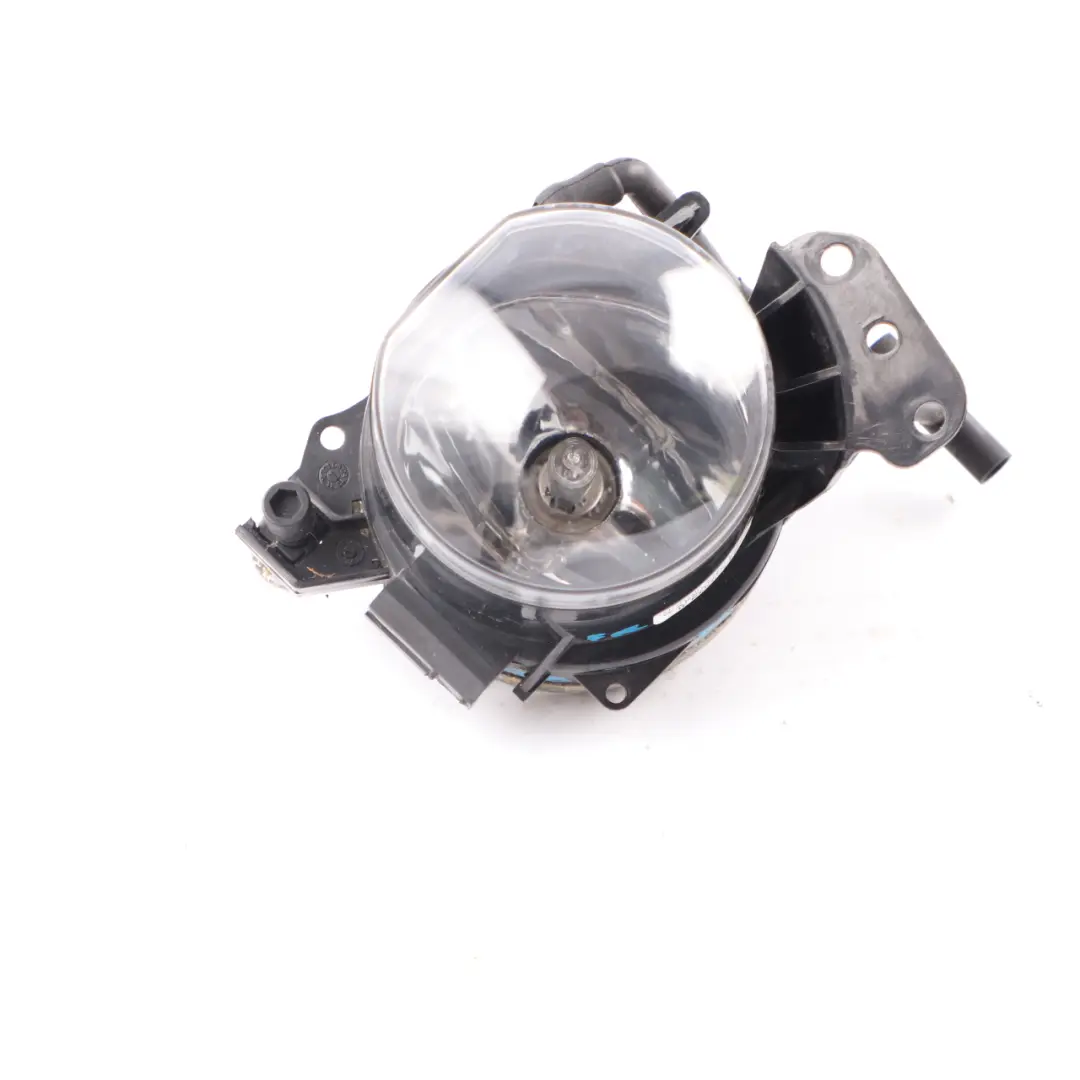 Fog Light BMW E60 E61 M Sport Front Bumper Lamp Right O/S TYC to with Part number 7897188 Fog Light BMW E60 E61 M Sport Front Bumper Lamp Right O/S TYC - SKU 7897188-TYC - Part number 7897188