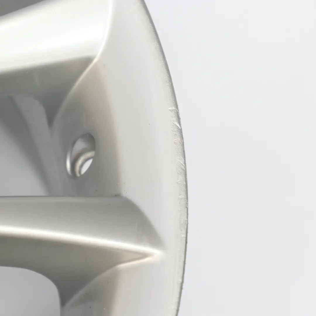 Silberne Leicht metall felge vorne 19" 8,5J V Speiche 152 für BMW E63 E64 mit Teilenummer 7897256 BMW E63 E64 Silberne Leicht metall felge vorne 19" 8,5J V Speiche 152 - SKU 7897256-1 - Teilenummer 7897256