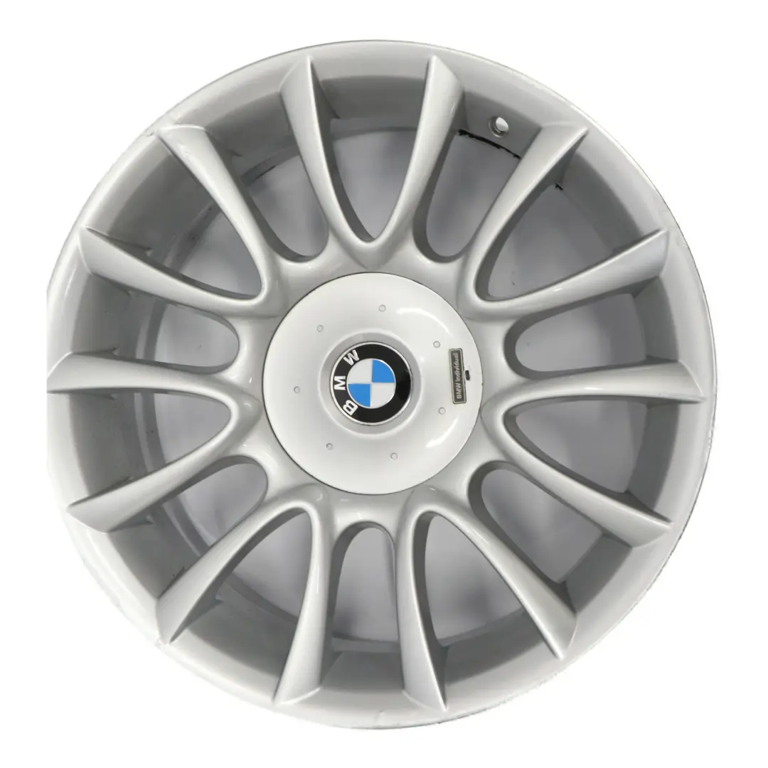 llanta delantera aleación plata 19 "8,5J V Spoke 152 ET:14 para BMW E63 E64 con número de pieza 7897256 BMW E63 E64 llanta delantera aleación plata 19 "8,5J V Spoke 152 ET:14 - SKU 7897256-2 - Número de pieza 7897256