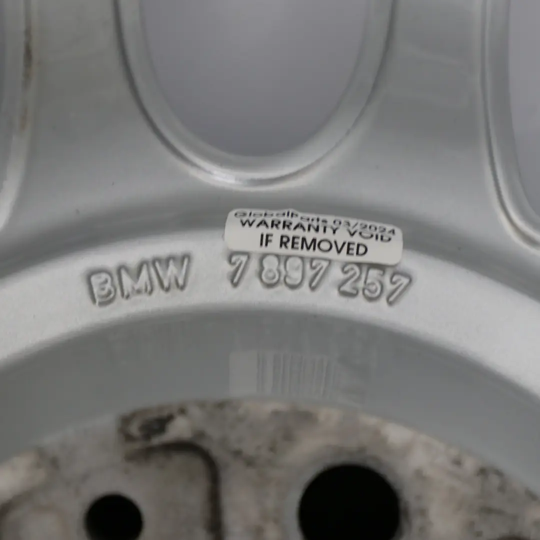 Alloy Rim 19" 9J V Spoke 152 ET:18 to BMW E63 E64 Rear Silver Wheel with Part number 7897257 BMW E63 E64 Rear Silver Wheel Alloy Rim 19" 9J V Spoke 152 ET:18 - SKU 7897257-1 - Part number 7897257