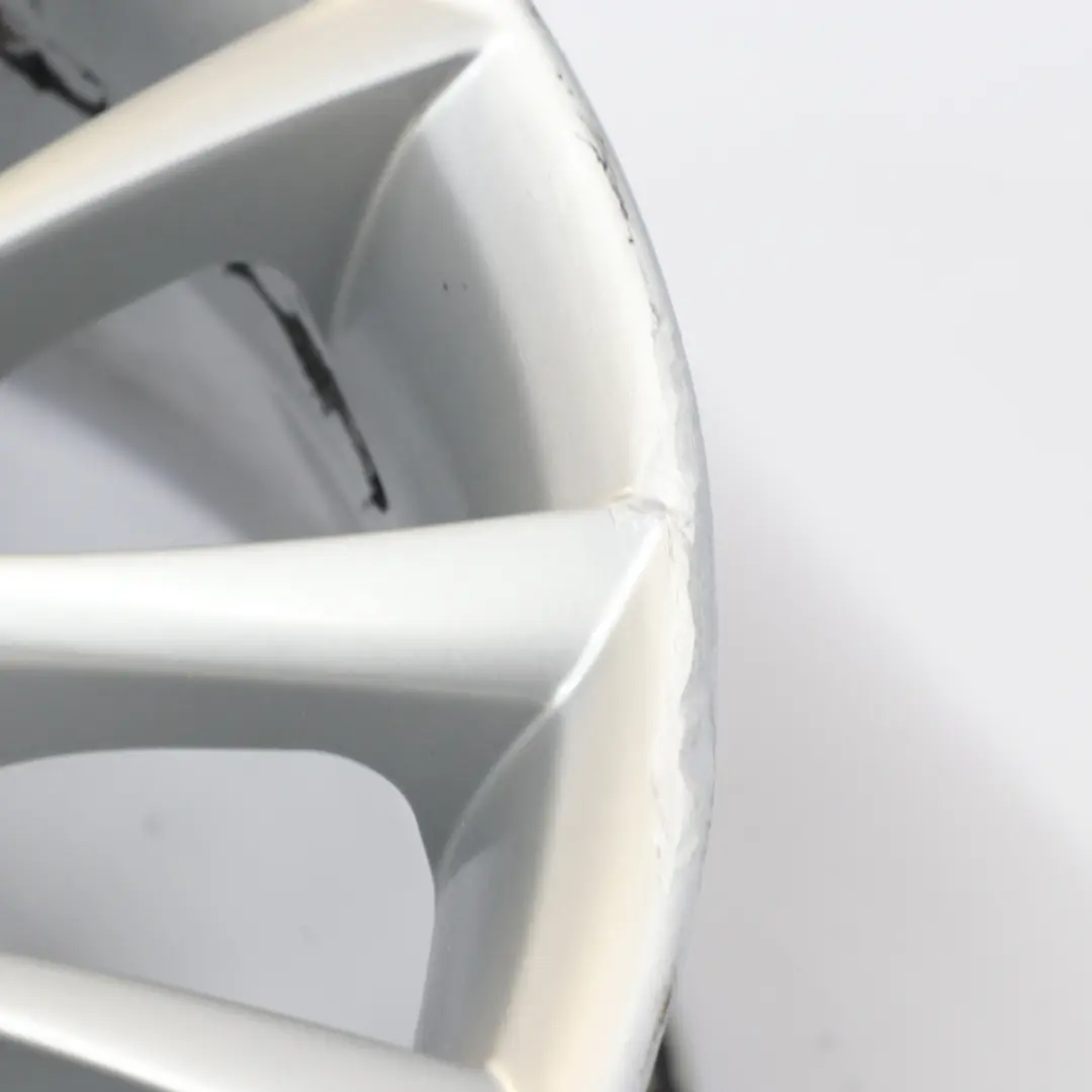 Alloy Rim 19" 9J V Spoke 152 ET:18 to BMW E63 E64 Rear Silver Wheel with Part number 7897257 BMW E63 E64 Rear Silver Wheel Alloy Rim 19" 9J V Spoke 152 ET:18 - SKU 7897257-1 - Part number 7897257