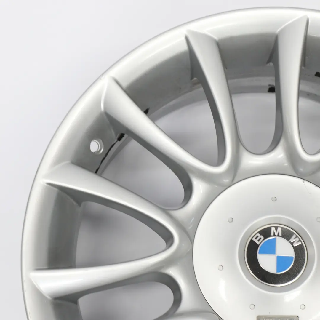 trasera de plata llanta aleación de 19 "9J V Spoke 152 ET:18 para BMW E63 E64 con número de pieza 7897257 BMW E63 E64 trasera de plata llanta aleación de 19 "9J V Spoke 152 ET:18 - SKU 7897257-2 - Número de pieza 7897257
