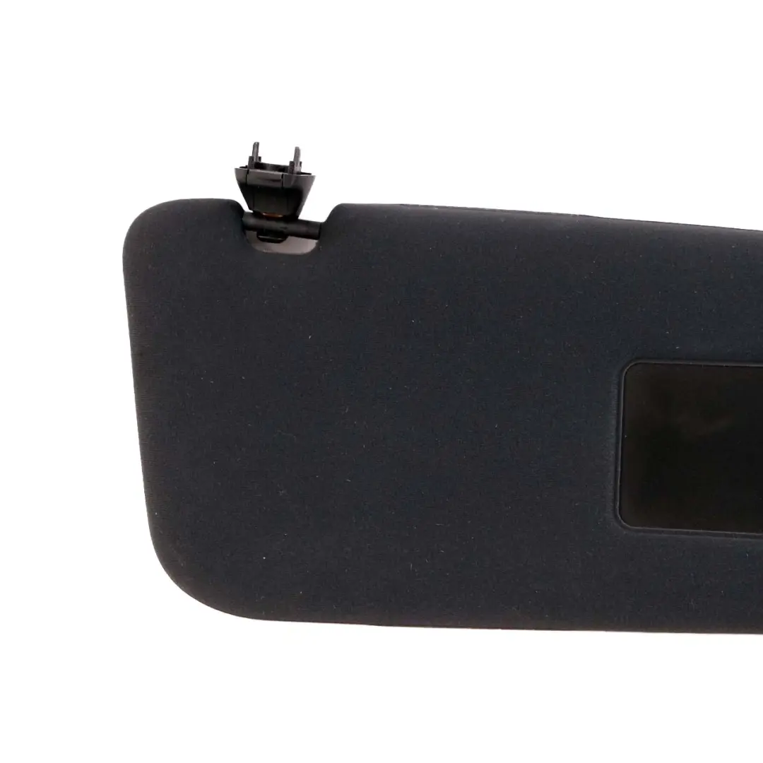 Osłona Przeciwsłoneczna Daszek Prawy Czarny do BMW E60 E61 LCI o numerze 7897606 BMW E60 E61 LCI Osłona Przeciwsłoneczna Daszek Prawy Czarny - SKU 7897606-2 - Numer Części 7897606