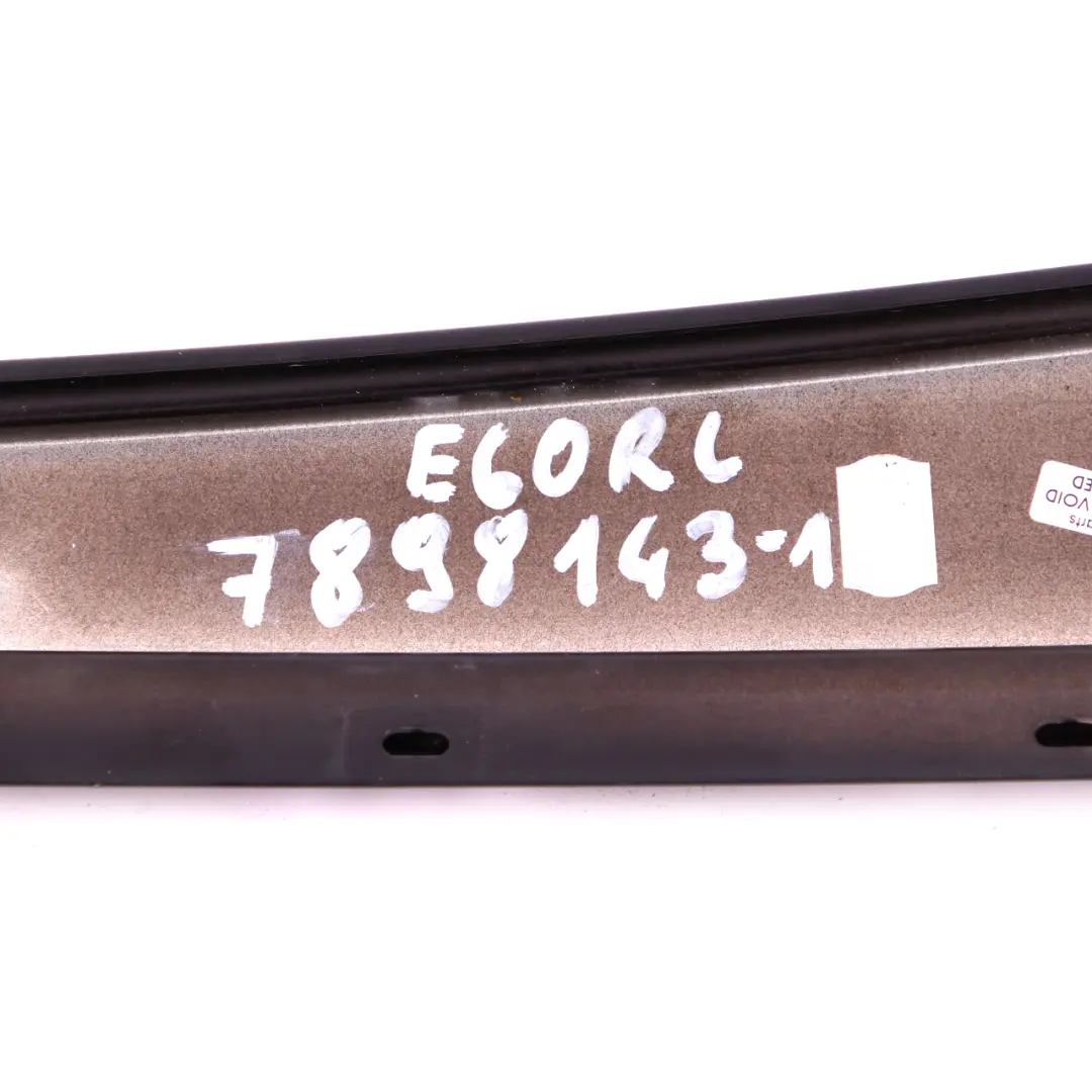 Acabado Marco Ventana Pilar B Puerta Trasera Izquierda Negro para BMW E60 E61 con número de pieza 7898143 BMW E60 E61 Acabado Marco Ventana Pilar B Puerta Trasera Izquierda Negro - SKU 7898143-1 - Número de pieza 7898143