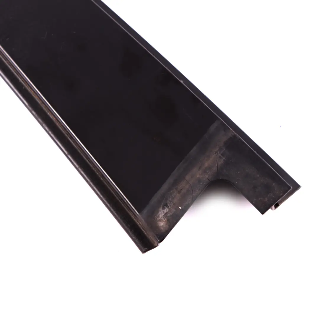 Finisher Fensterrahmen B-Säule hinten links Tür Schwarz für BMW E60 E61 mit Teilenummer 7898143 BMW E60 E61 Finisher Fensterrahmen B-Säule hinten links Tür Schwarz - SKU 7898143-1 - Teilenummer 7898143