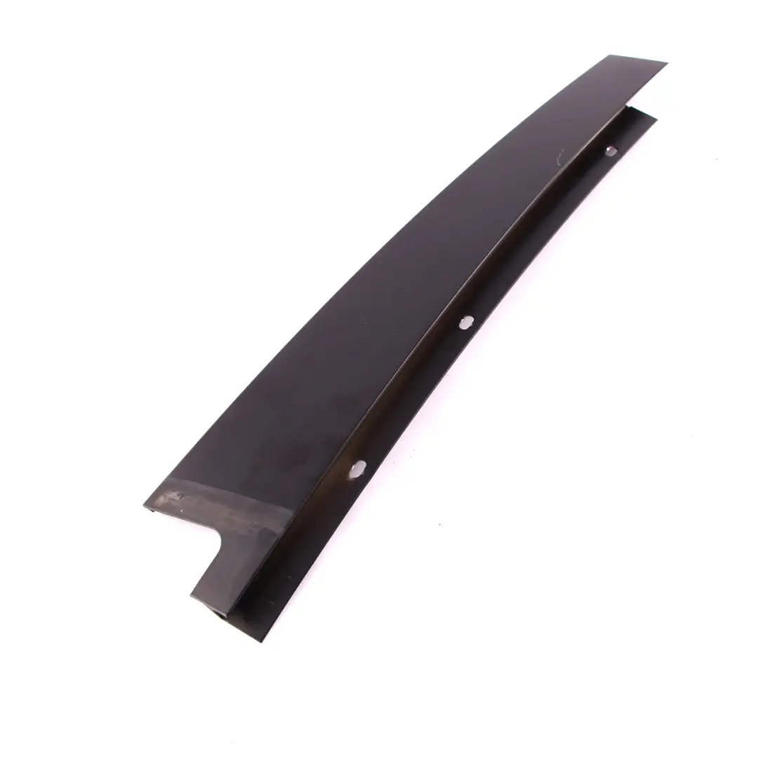 Acabado Marco Ventana Pilar B Puerta Trasera Izquierda Negro para BMW E60 E61 con número de pieza 7898143 BMW E60 E61 Acabado Marco Ventana Pilar B Puerta Trasera Izquierda Negro - SKU 7898143-1 - Número de pieza 7898143