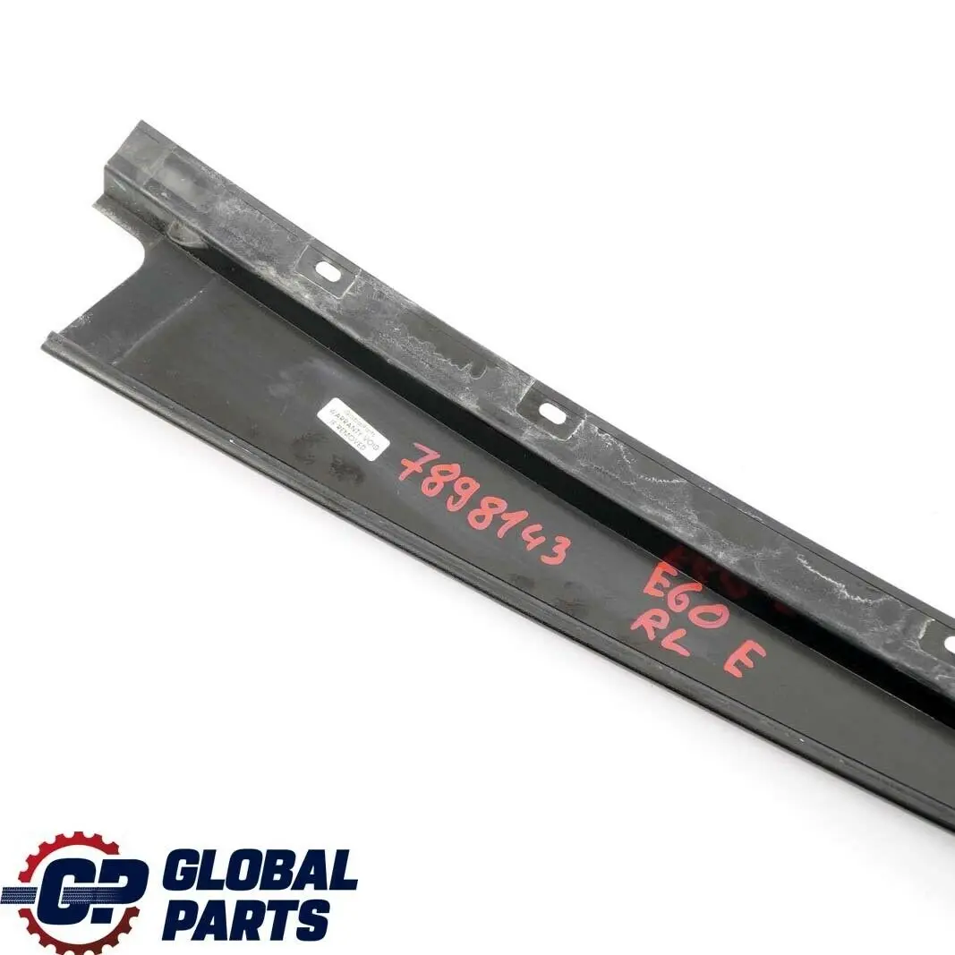 Blende Fensterrahmen B Säule Tür Hinten Links Glanzschwarz für BMW 5 er E60 E61 mit Teilenummer 7898143 BMW 5 er E60 E61 Blende Fensterrahmen B Säule Tür Hinten Links Glanzschwarz - SKU 7898143 - Teilenummer 7898143