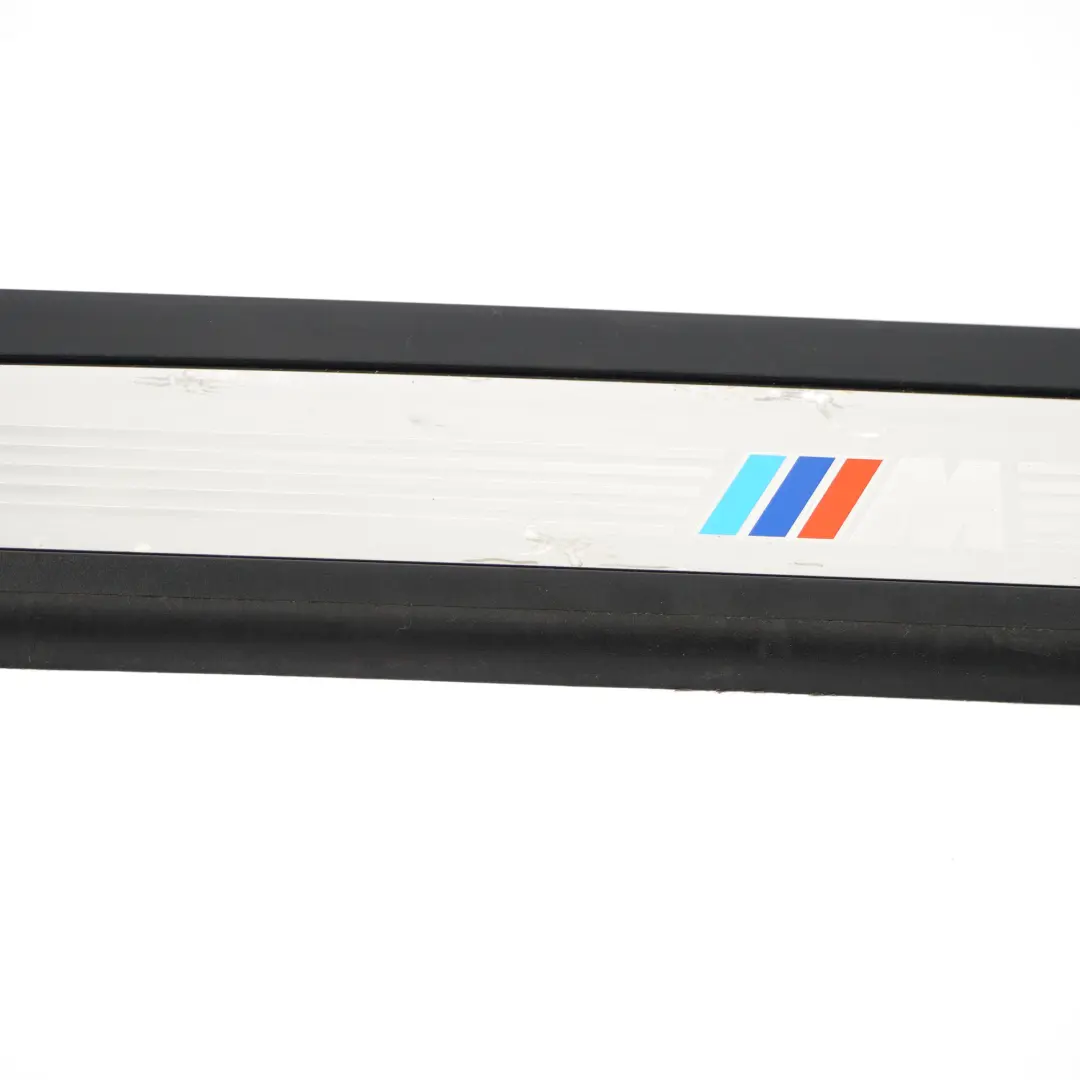 Striscia d'ingresso Rivestimento anteriore sinistro per BMW E60 E61 M Sport con numero di parte 7898821 BMW E60 E61 M Sport Striscia d'ingresso Rivestimento anteriore sinistro - SKU 7898821 - Numero di parte 7898821