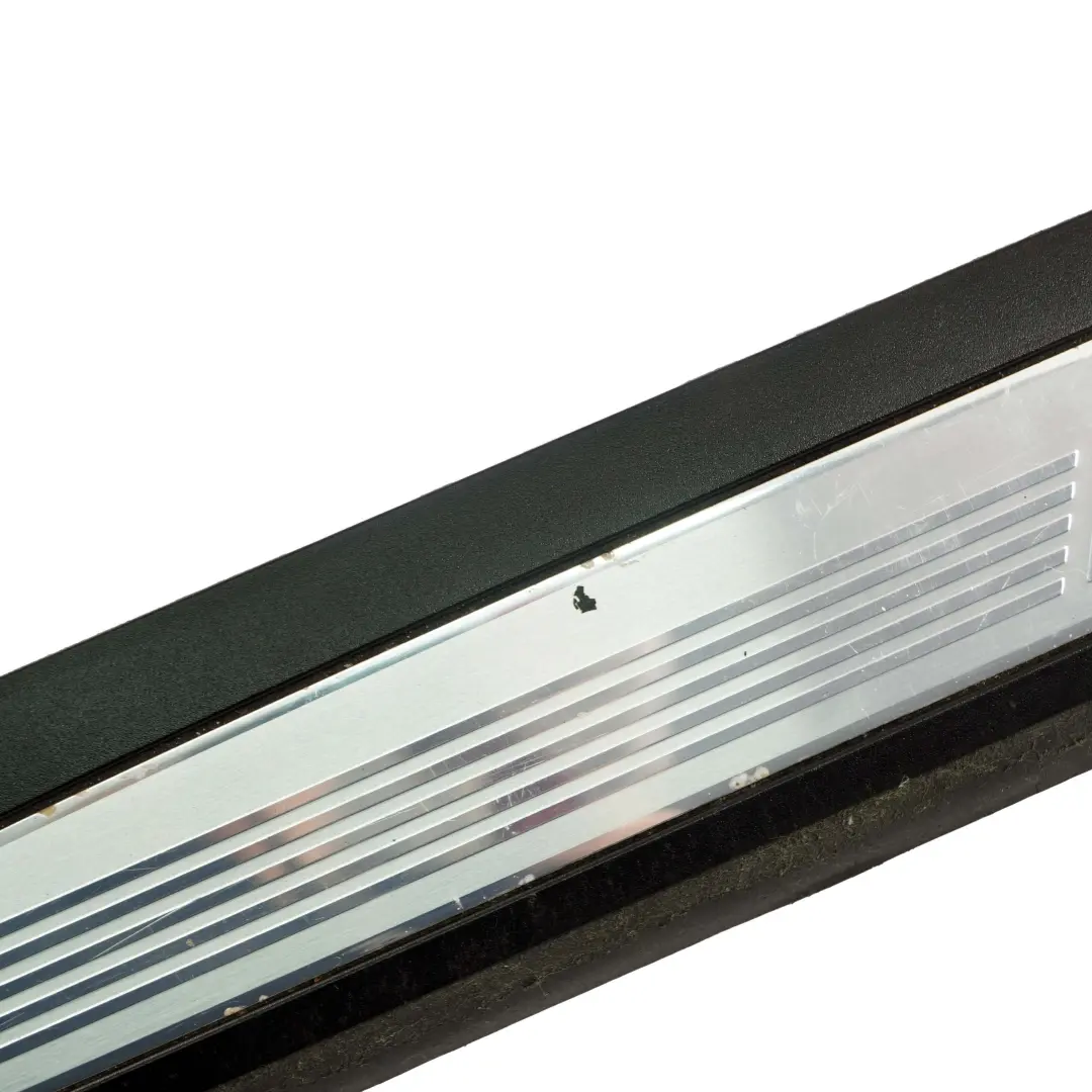 Sportleiste Lastra Decorativa Ingresso Ant. Dx per BMW E60 E61 M Sport con numero di parte 7898822 BMW E60 E61 M Sport Sportleiste Lastra Decorativa Ingresso Ant. Dx - SKU 7898822 - Numero di parte 7898822