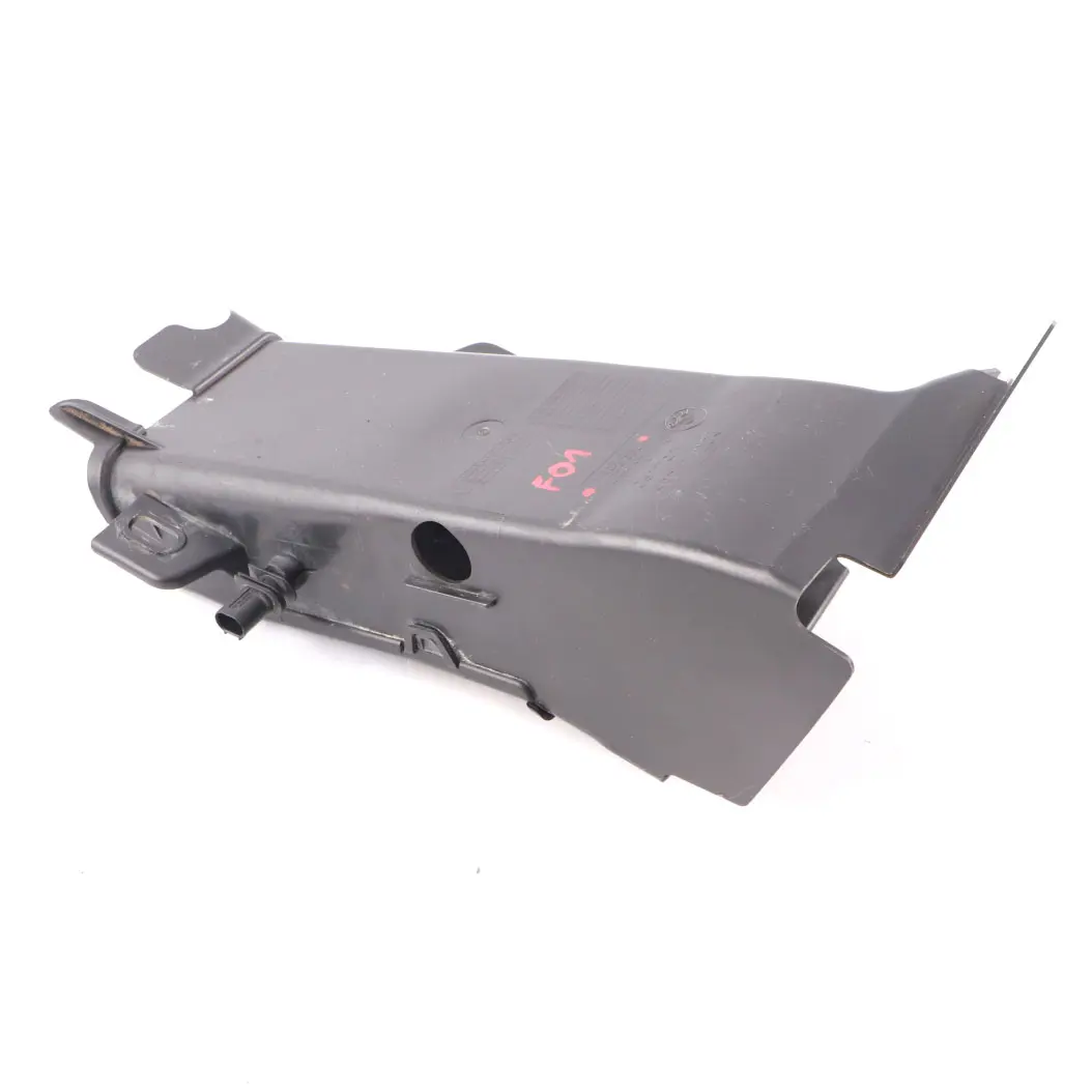 BMW F01 F02 Air Duct Channel Front Right O/S Brake Cooling Duct - SKU 7898882 - Part number 7898882