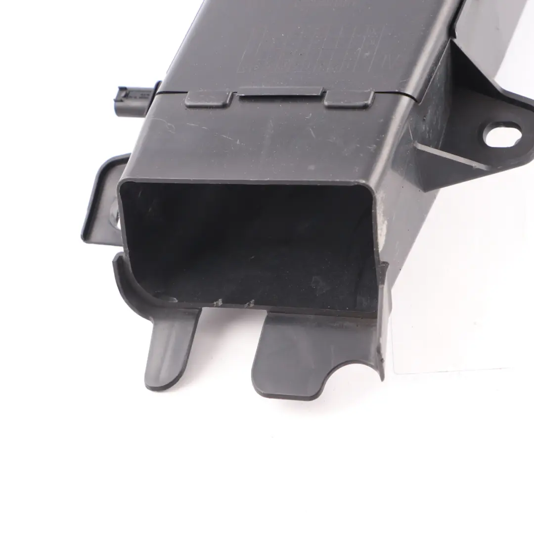 BMW F01 F02 Air Duct Channel Front Right O/S Brake Cooling Duct - SKU 7898882 - Part number 7898882