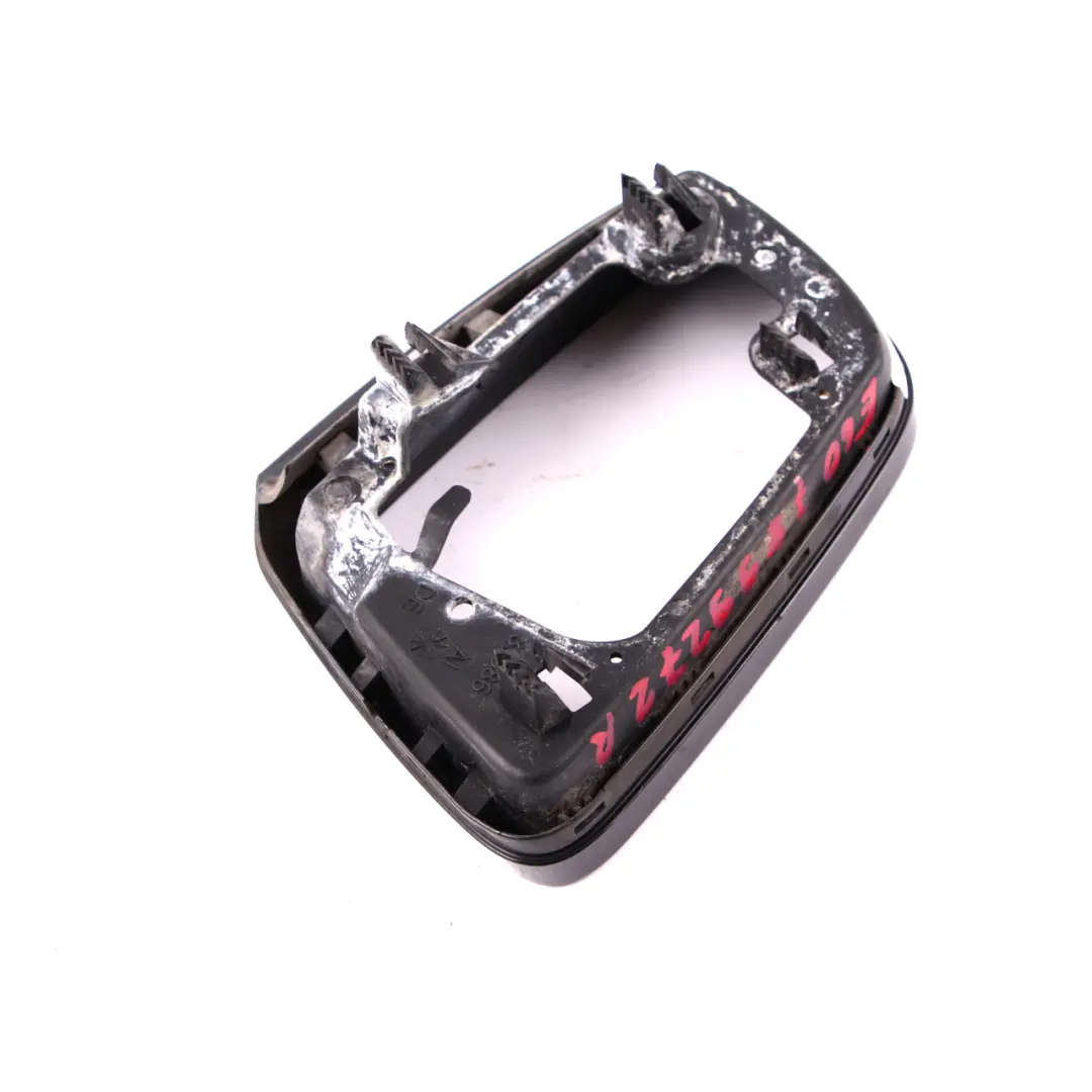 Vassoio Destro O/S Specchio Esterno Anello Supporto Ala Nero Lucido per BMW E60 E61 con numero di parte 7899272 BMW E60 E61 Vassoio Destro O/S Specchio Esterno Anello Supporto Ala Nero Lucido - SKU 7899272 - Numero di parte 7899272