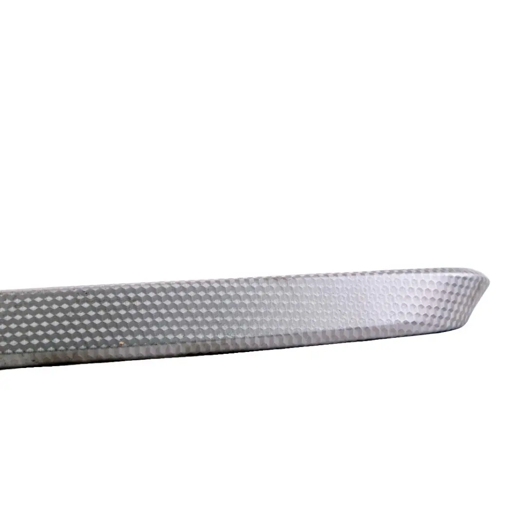 Handle Upper Part Trim Front Right O/S Alu Cube Pure 371547 to BMW 5 Series E60 E61 with Part number 7899400 BMW 5 Series E60 E61 Handle Upper Part Trim Front Right O/S Alu Cube Pure 371547 - SKU 7899400 - Part number 7899400