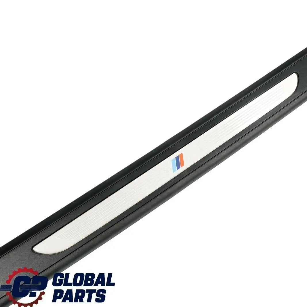 Tapa De Umbral De Puerta Delantera Izquierda para BMW E92 E93 LCI M Sport con número de pieza 7900775 BMW E92 E93 LCI M Sport Tapa De Umbral De Puerta Delantera Izquierda - SKU 7900775 - Número de pieza 7900775