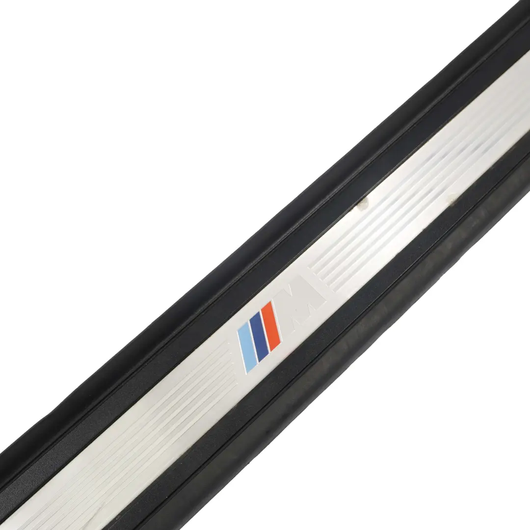 Revetement de bande de seuil de porte avant droit pour BMW E92 E93 LCI M Sport à propos du numéro de pièce 7900776 BMW E92 E93 LCI M Sport Revetement de bande de seuil de porte avant droit - SKU 7900776-3 - Numéro de pièce 7900776