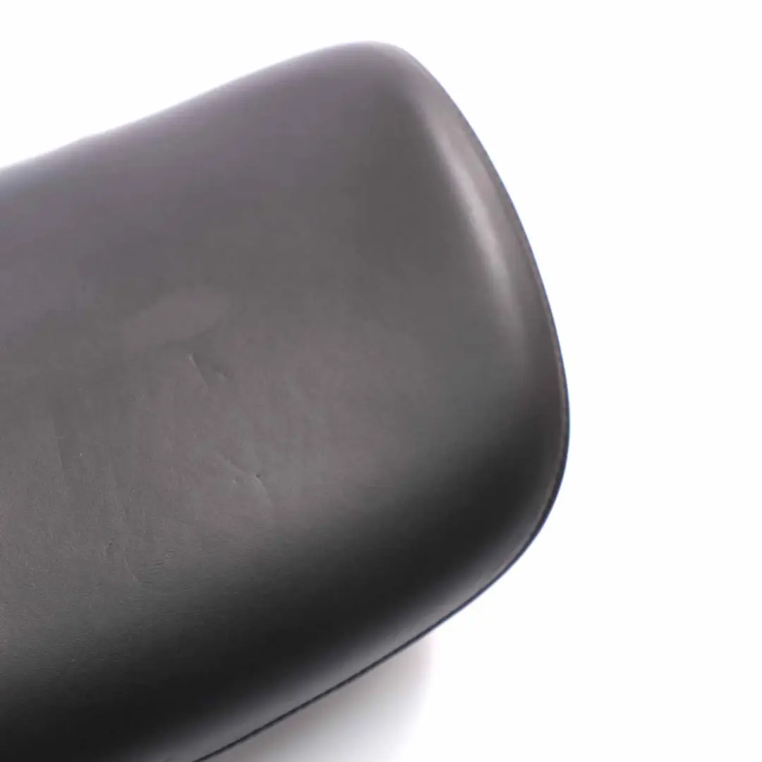 Poggiatesta BMW E60 E61 LCI anteriore sinistro destro Poggiatesta pelle nera per con numero di parte 7903328 Poggiatesta BMW E60 E61 LCI anteriore sinistro destro Poggiatesta pelle nera - SKU 7903328 - Numero di parte 7903328