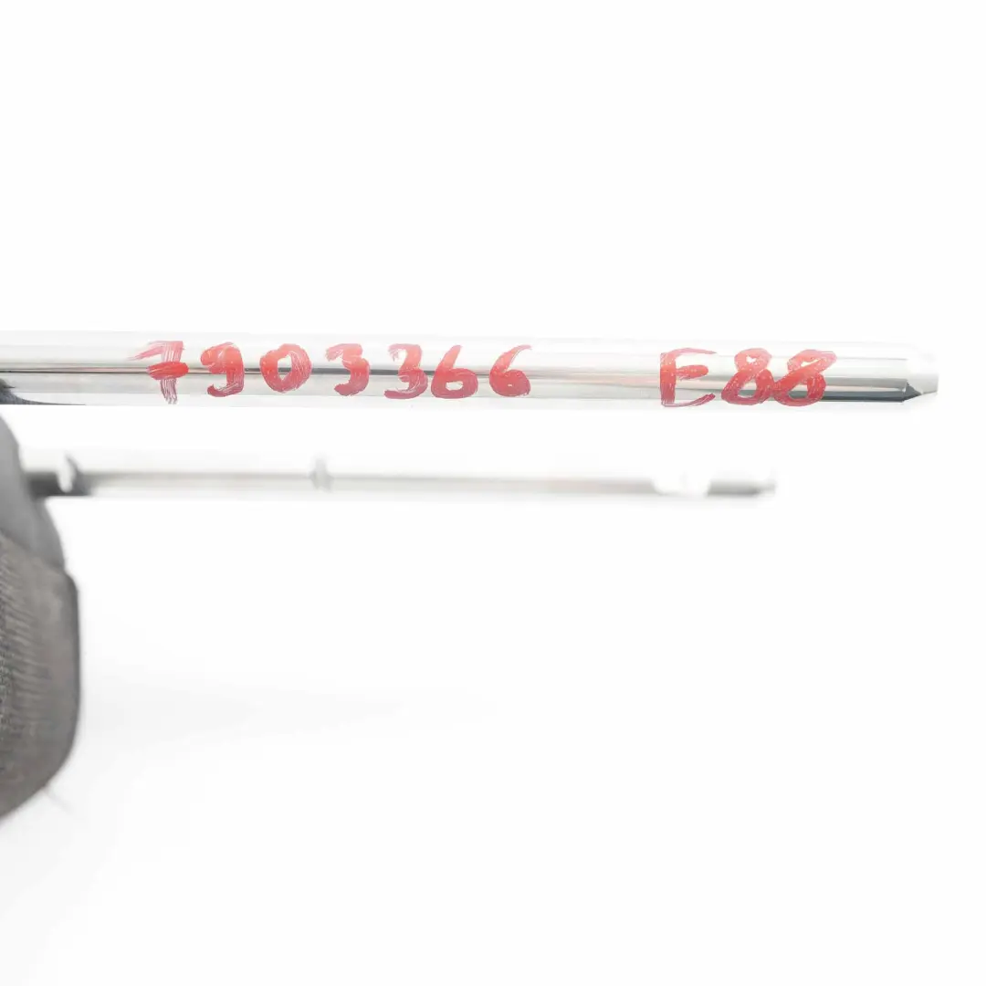 Siège Arrière Appui-tête Central Flashpoint Black pour BMW 1 E88 Cabrio à propos du numéro de pièce 7903366 BMW 1 E88 Cabrio Siège Arrière Appui-tête Central Flashpoint Black - SKU 7903366 - Numéro de pièce 7903366