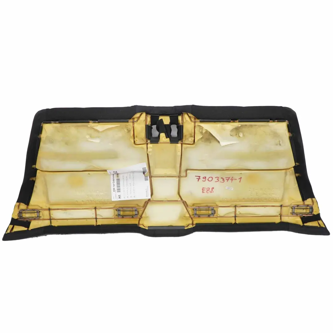 Housse de Siege Arriere Reference Tissu Point D'eclair Grise pour BMW 1 Serie E88 à propos du numéro de pièce 7903374 BMW 1 Serie E88 Housse de Siege Arriere Reference Tissu Point D'eclair Grise - SKU 7903374-1 - Numéro de pièce 7903374