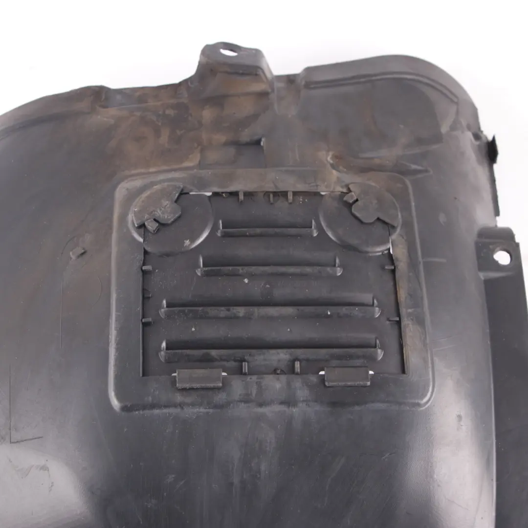 Arch Bottom Front Left N/S Housing Covering Panel to BMW E90 E91 Wheel with Part number 7903909 BMW E90 E91 Wheel Arch Bottom Front Left N/S Housing Covering Panel - SKU 7903909-2 - Part number 7903909