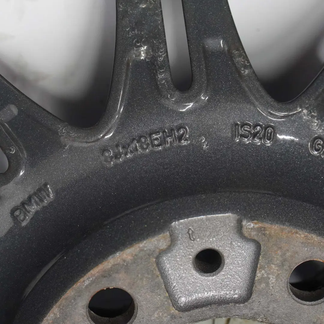 Grau Alufelge Alu Felge 18" 8J ET:20 M Doppelspeiche 135 für BMW 5 6 er E60 E61 mit Teilenummer 7905320 BMW 5 6 er E60 E61 Grau Alufelge Alu Felge 18" 8J ET:20 M Doppelspeiche 135 - SKU 7905320-3 - Teilenummer 7905320