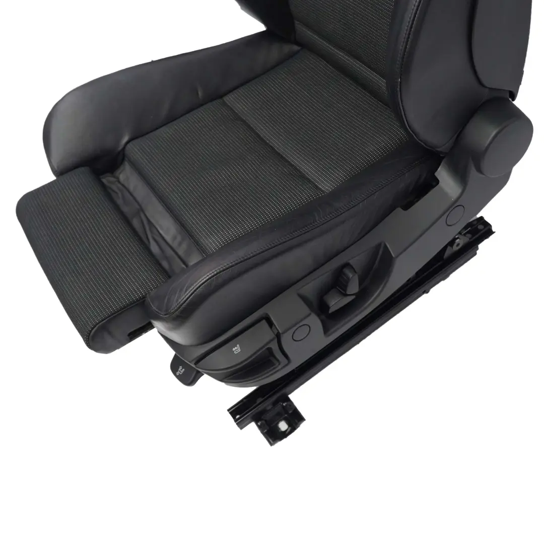 Fotel Lewy Przód Sport Półskóra Czarny do BMW E60 E61 o numerze 7905895 BMW E60 E61 Fotel Lewy Przód Sport Półskóra Czarny - SKU 7905895-1 - Numer Części 7905895