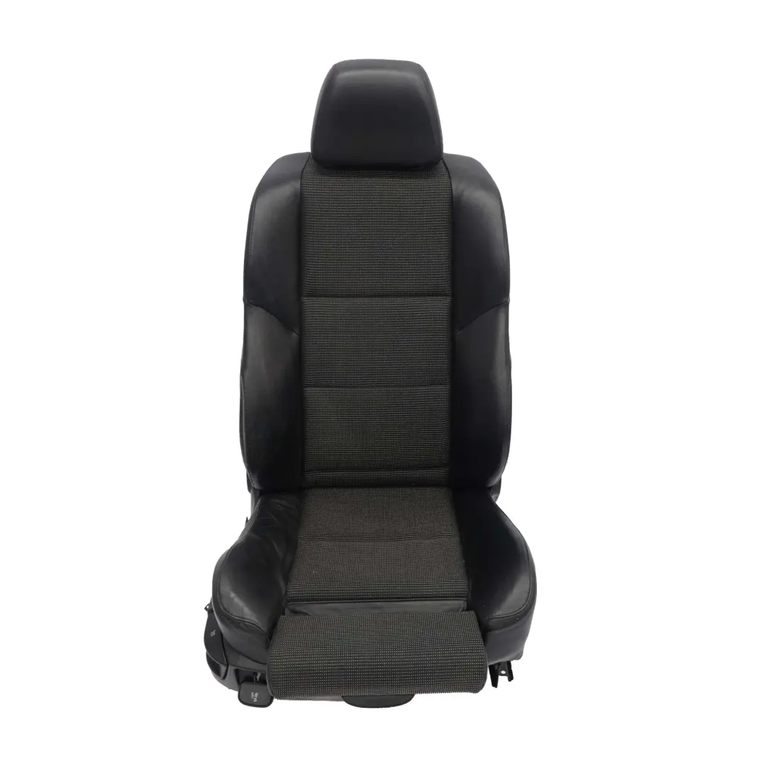Fotel Prawy Przód Sport Półskóra Czarny do BMW E60 o numerze 7905895 BMW E60 Fotel Prawy Przód Sport Półskóra Czarny - SKU 7905895-2 - Numer Części 7905895