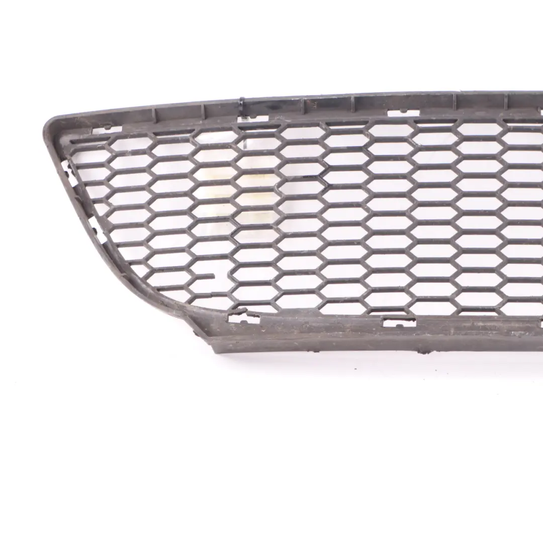 Gitter M Sport Kühlergrill Mitte Stoßstange Vorne Schwarz für BMW E90 E91 mit Teilenummer 7906494 BMW E90 E91 Gitter M Sport Kühlergrill Mitte Stoßstange Vorne Schwarz - SKU 7906494-2 - Teilenummer 7906494