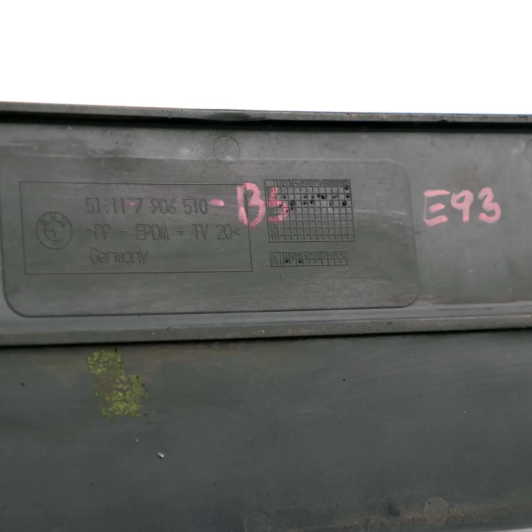 Front Bumper Licence Plate Holder Black Sapphire - 475 to BMW E90 E91 M Sport with Part number 7906510 BMW E90 E91 M Sport Front Bumper Licence Plate Holder Black Sapphire - 475 - SKU 7906510-BS - Part number 7906510