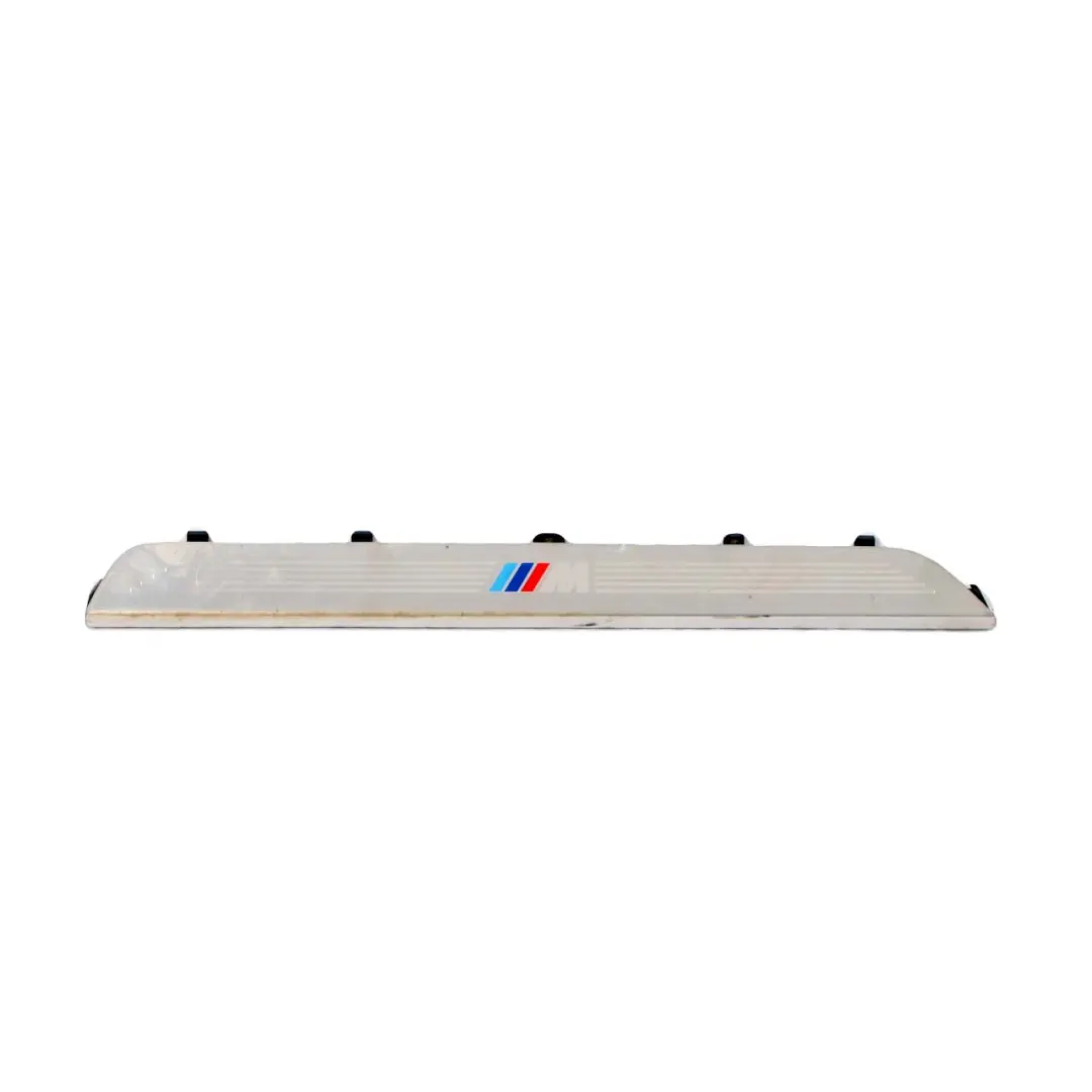 BMW E87 Moldura Exterior Delantera Entrada Cromada Lado Derecho - SKU 7906818 - Número de pieza 7906818