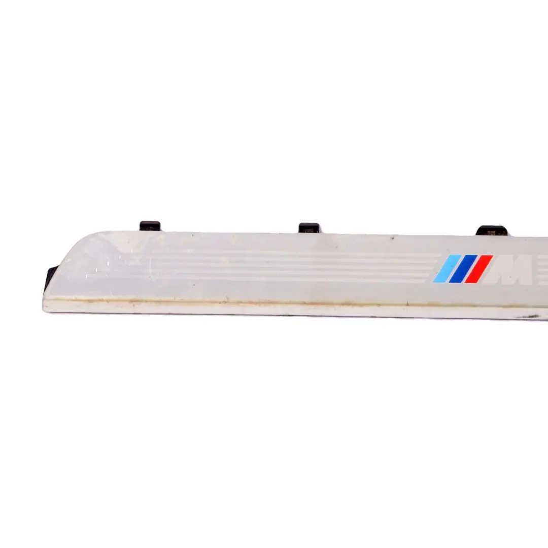 BMW E87 Moldura Exterior Delantera Entrada Cromada Lado Derecho - SKU 7906818 - Número de pieza 7906818