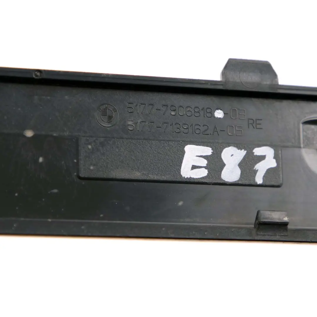 BMW E87 Moldura Exterior Delantera Entrada Cromada Lado Derecho - SKU 7906818 - Número de pieza 7906818