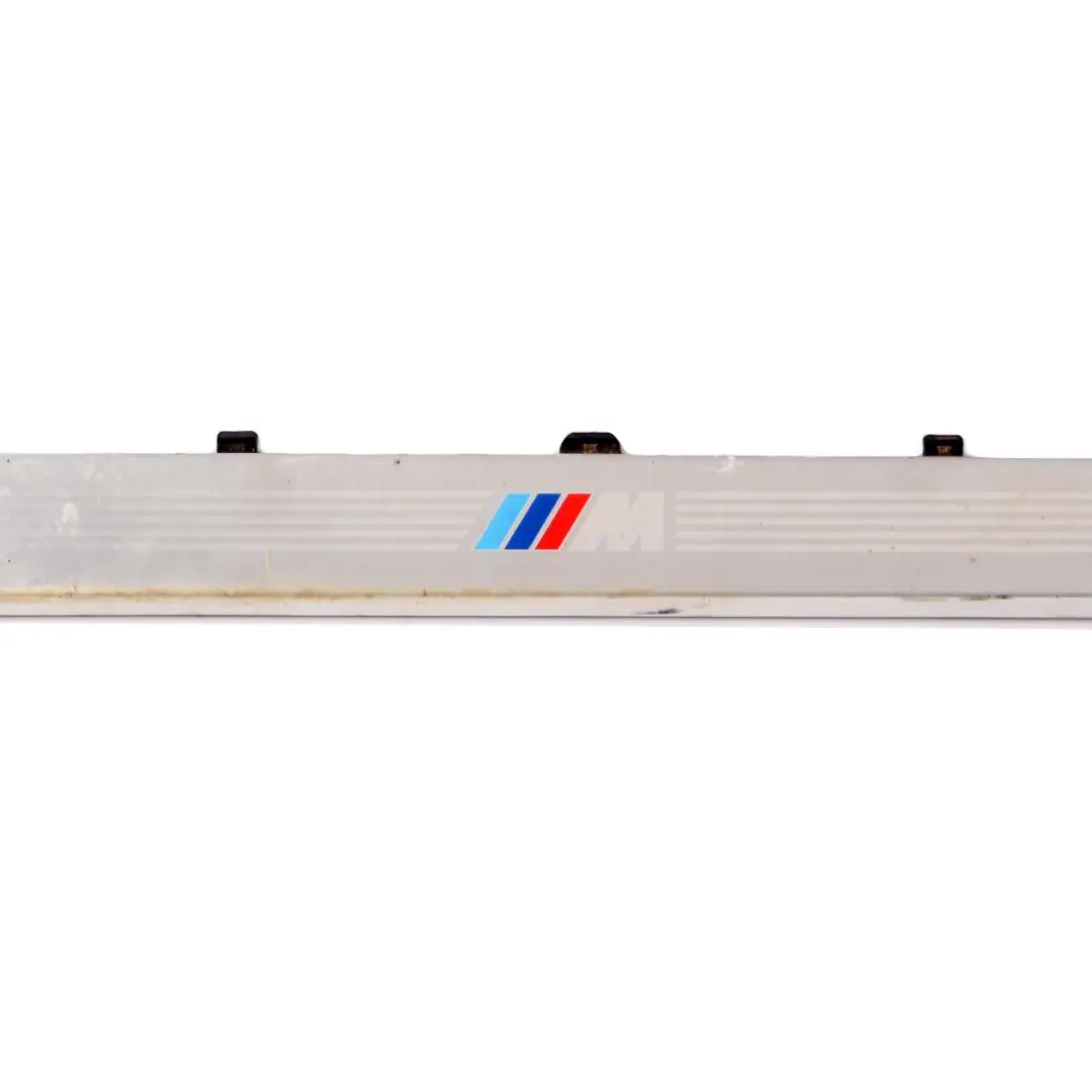 BMW E87 Garniture Extérieure Avant Chromée Entrée Droite - SKU 7906818 - Numéro de pièce 7906818