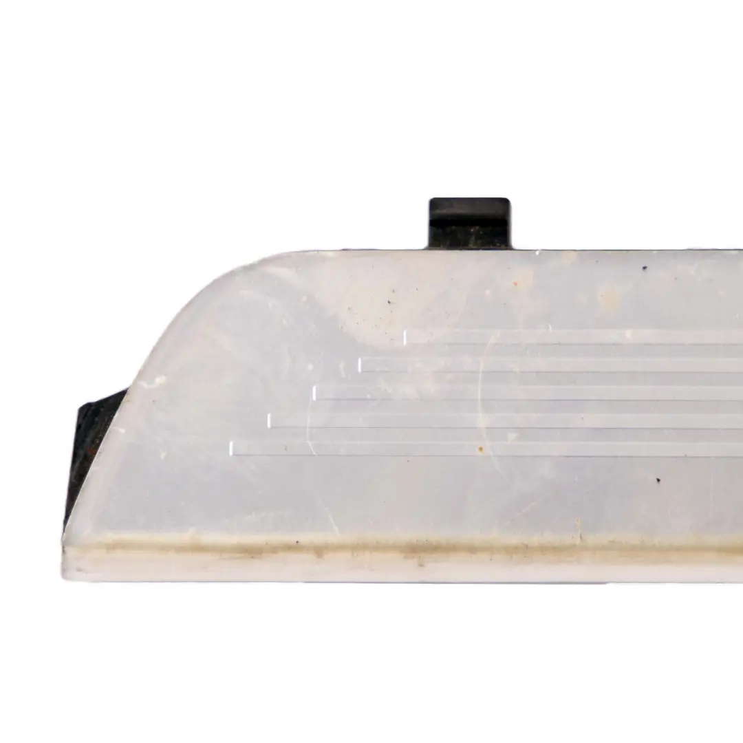 BMW E87 Moldura Exterior Delantera Entrada Cromada Lado Derecho - SKU 7906818 - Número de pieza 7906818