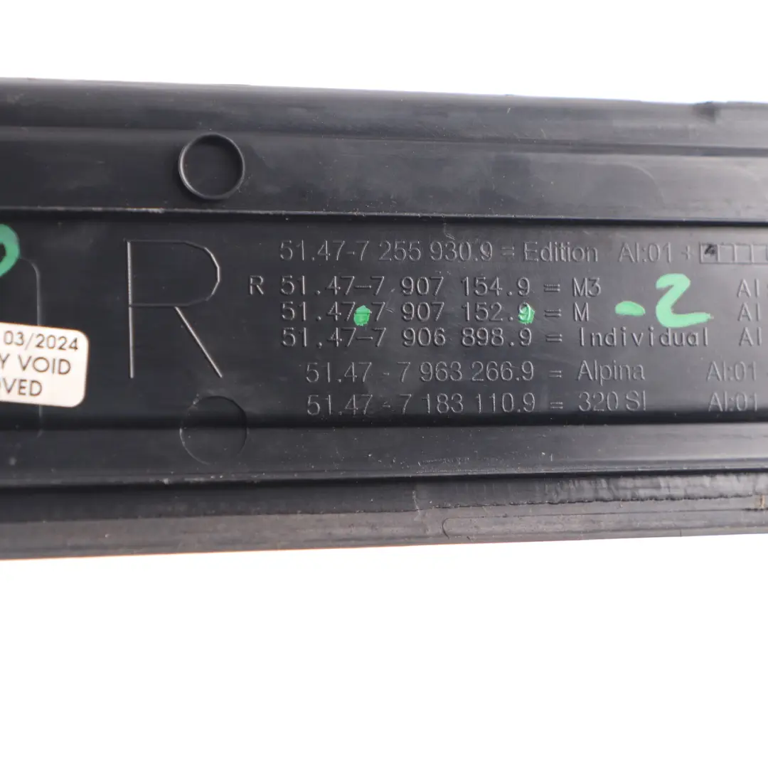 Bande recouvrement Pièce d'entrée avant droite pour BMW E90 E91 M Sport à propos du numéro de pièce 7907152 BMW E90 E91 M Sport Bande recouvrement Pièce d'entrée avant droite - SKU 7907152-2 - Numéro de pièce 7907152