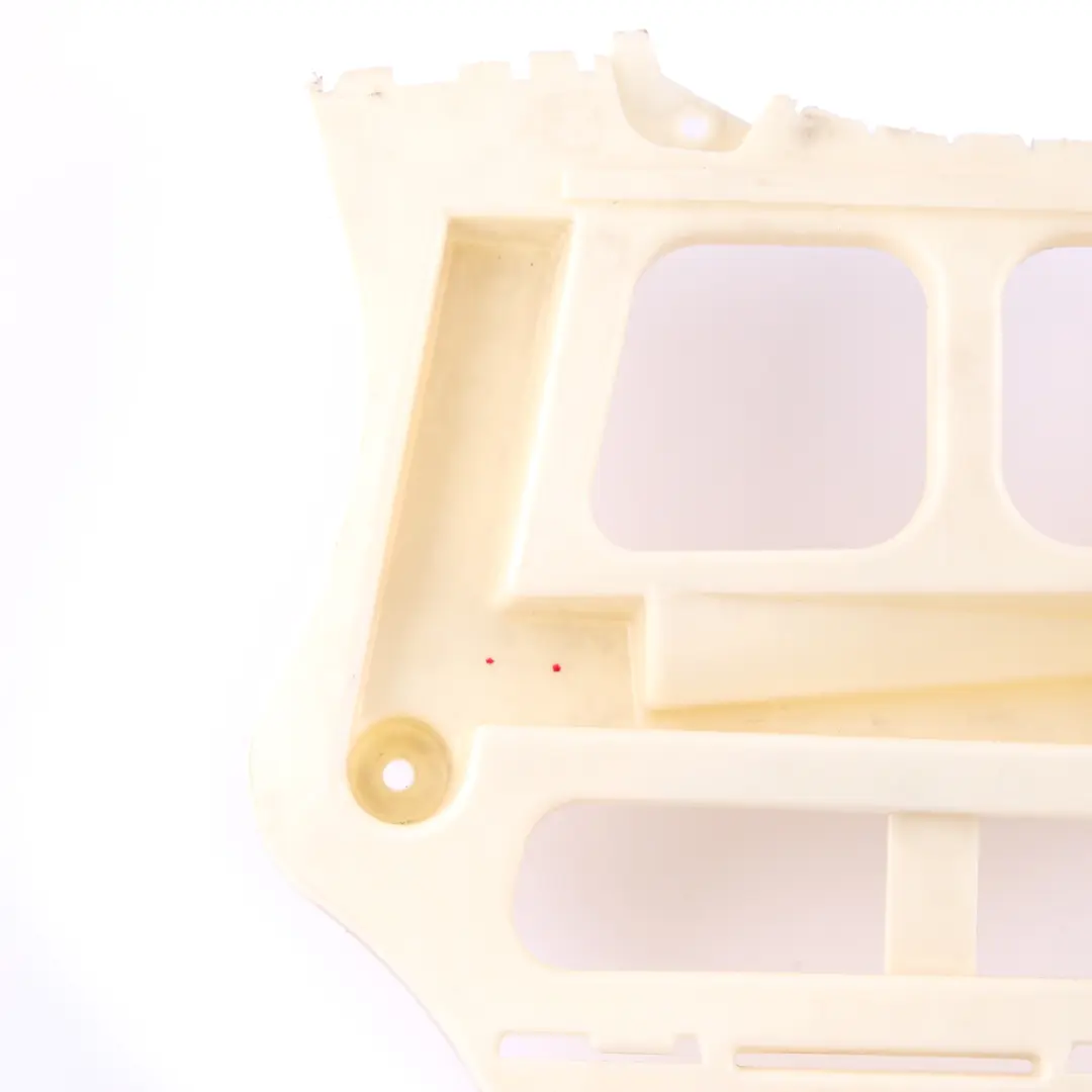 Bumper Guide BMW E91 LCI M Sport Right O/S Mount Bracket Holder to Rear with Part number 7907260 Rear Bumper Guide BMW E91 LCI M Sport Right O/S Mount Bracket Holder - SKU 7907260-1 - Part number 7907260