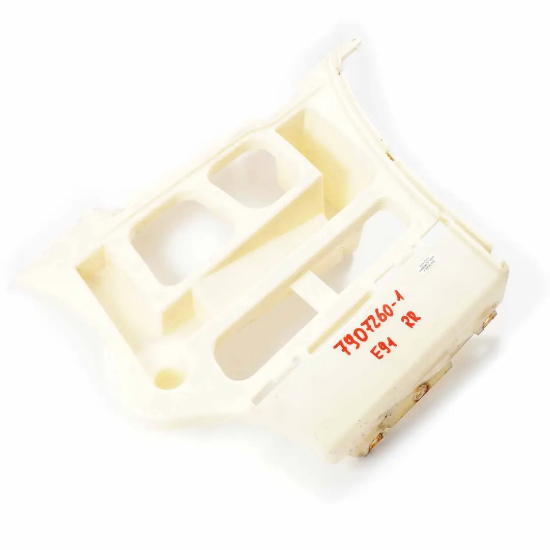 Guia parachoques trasero derecho Soporte De montaje para BMW E91 LCI M Sport con número de pieza 7907260 BMW E91 LCI M Sport Guia parachoques trasero derecho Soporte De montaje - SKU 7907260-1 - Número de pieza 7907260