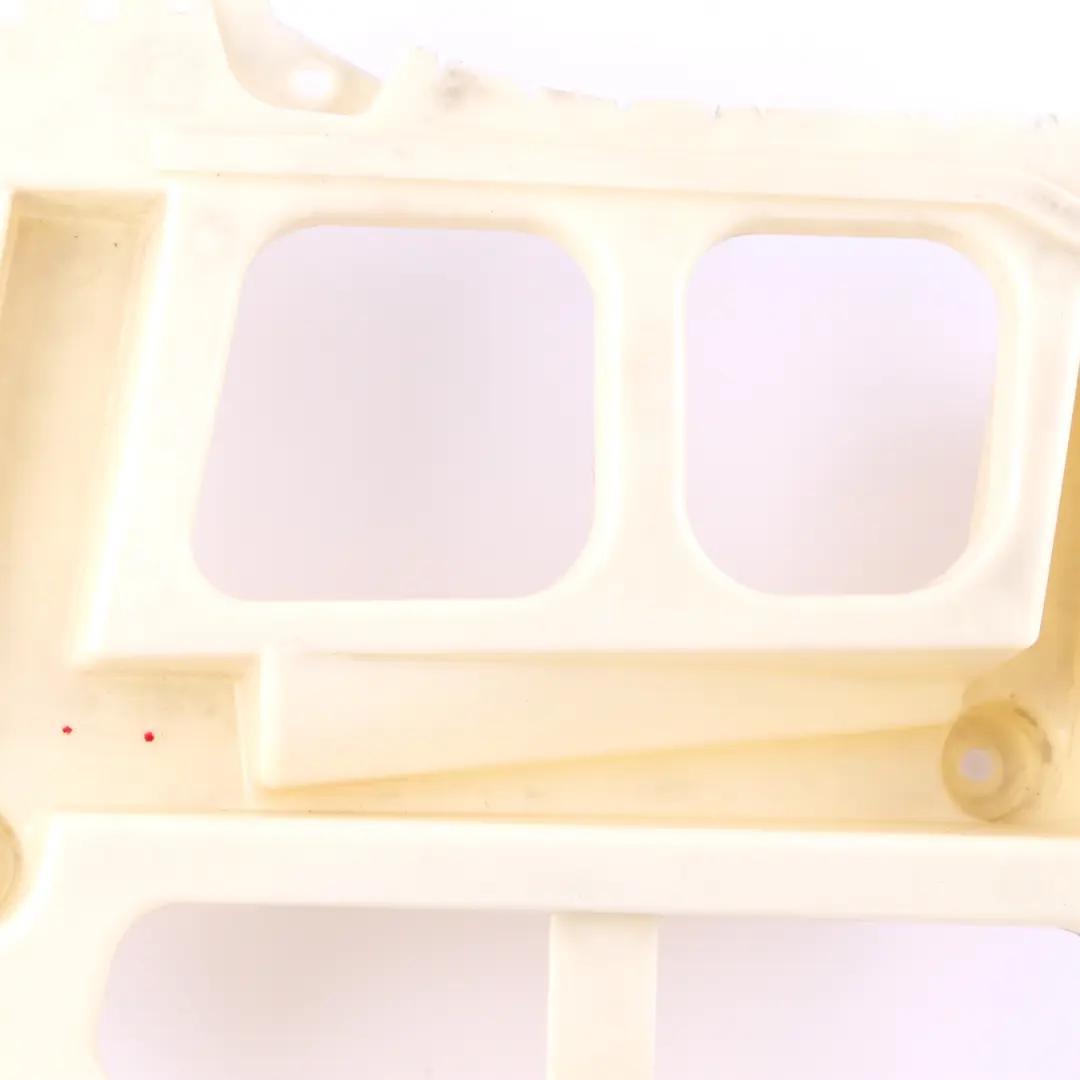 BMW E91 LCI M Sport Guida Paraurti Posteriore Staffa Di Montaggio Destra - SKU 7907260 - Numero di parte 7907260