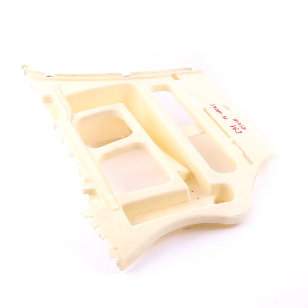 Guia Parachoques Trasero Derecho Soporte De Montaje para BMW E91 LCI M Sport con número de pieza 7907260 BMW E91 LCI M Sport Guia Parachoques Trasero Derecho Soporte De Montaje - SKU 7907260 - Número de pieza 7907260