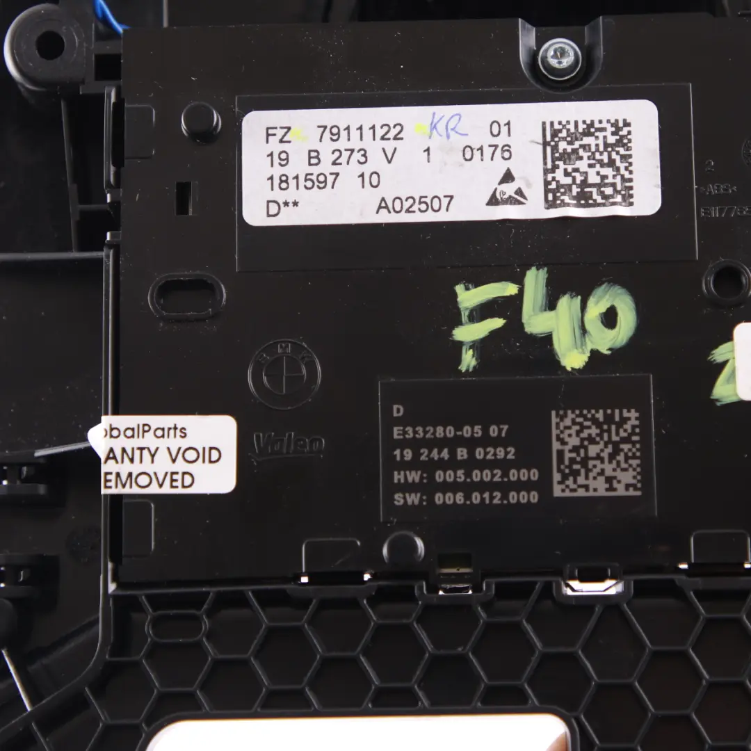 Roof Switch BMW F40 Unit Interior Reading Light Control Unit Black to with Part number 7911122 Roof Switch BMW F40 Unit Interior Reading Light Control Unit Black - SKU 7911122 - Part number 7911122