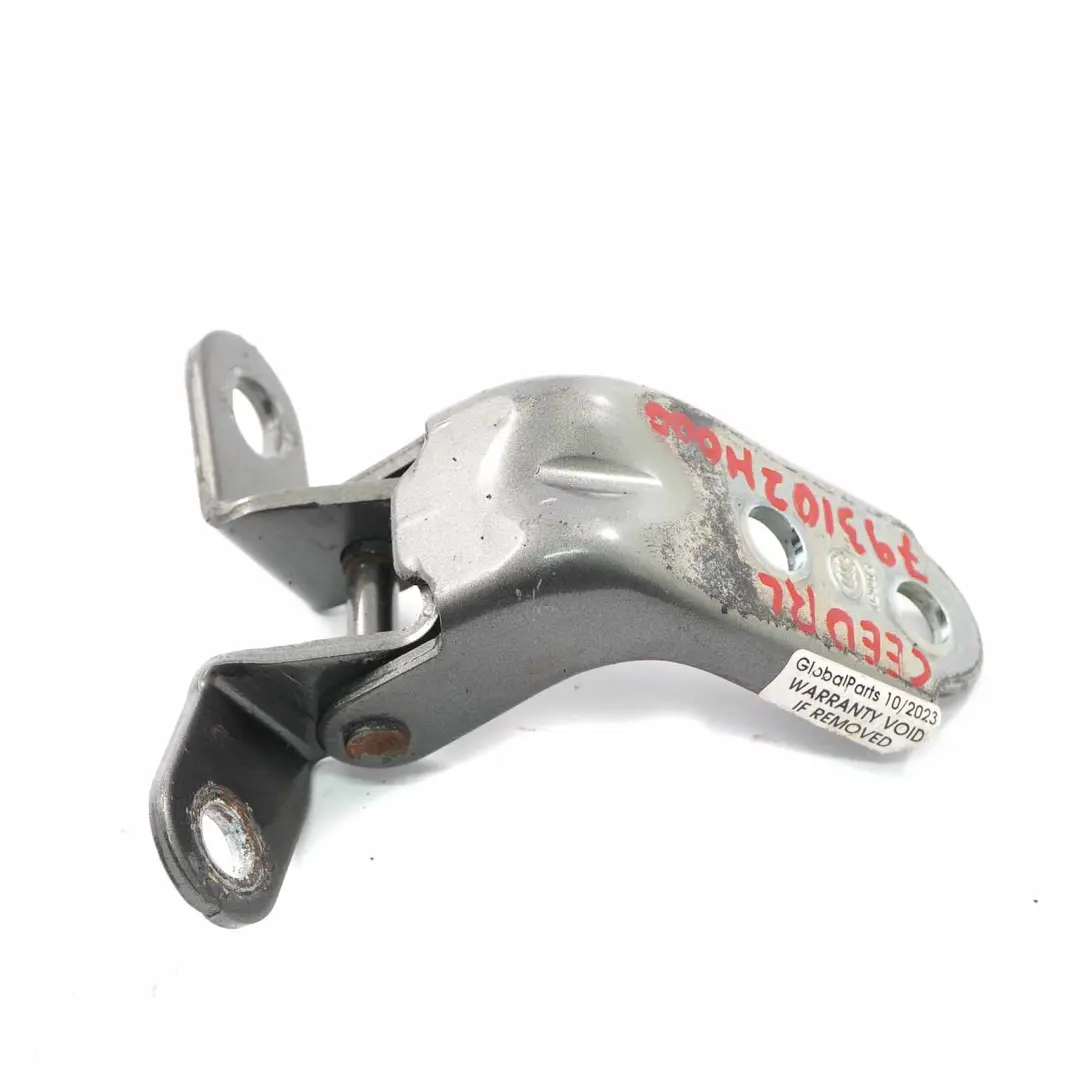 Charnière porte arrière gauche inférieure Phoenix Argent pour Kia Ceed 1 à propos du numéro de pièce 793102H000 Kia Ceed 1 Charnière porte arrière gauche inférieure Phoenix Argent - SKU 793102H000-PSI - Numéro de pièce 793102H000