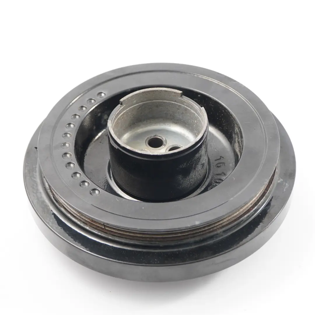 Puleggia smorzatore albero motore per BMW F30 LCI G20 G30 G11 X3 G01 con numero di parte 7934465 BMW F30 LCI G20 G30 G11 X3 G01 Puleggia smorzatore albero motore - SKU 7934465 - Numero di parte 7934465