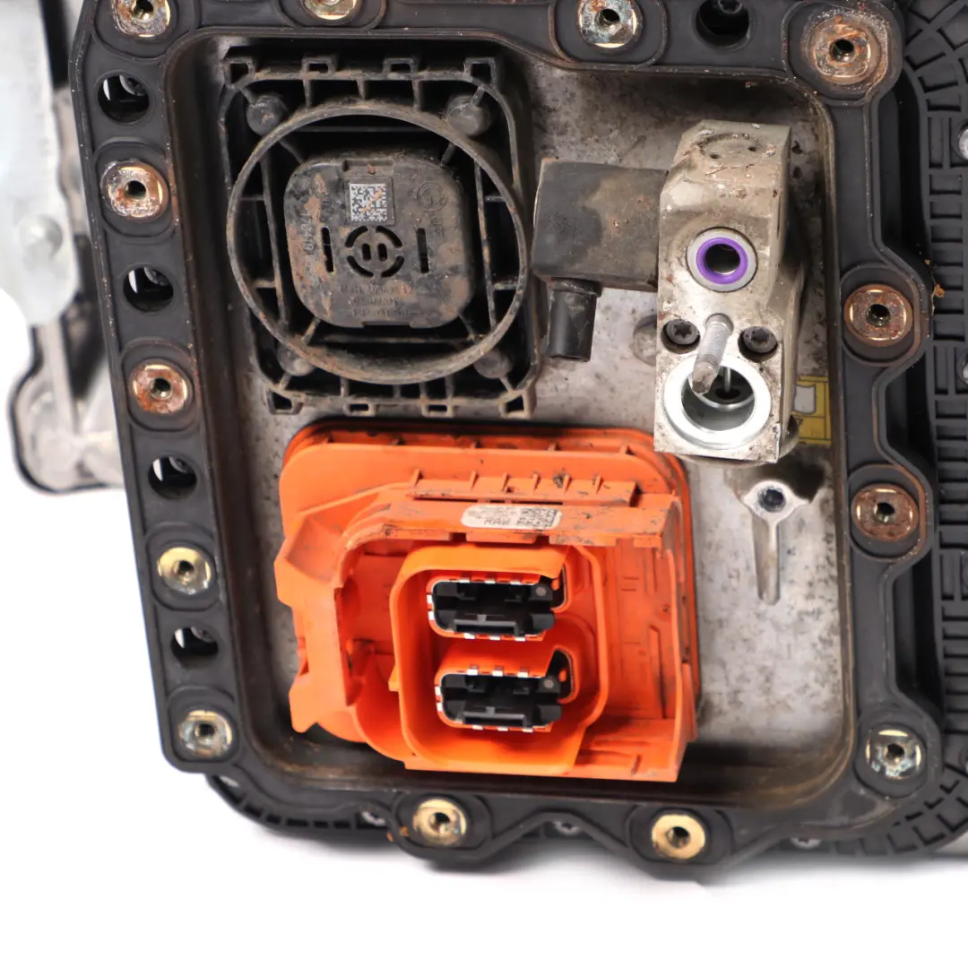 B48X Hybrid High Voltage Energy Storage Unit Module pour BMW F30 LCI 330e à propos du numéro de pièce 7935320 BMW F30 LCI 330e B48X Hybrid High Voltage Energy Storage Unit Module - SKU 7935320 - Numéro de pièce 7935320