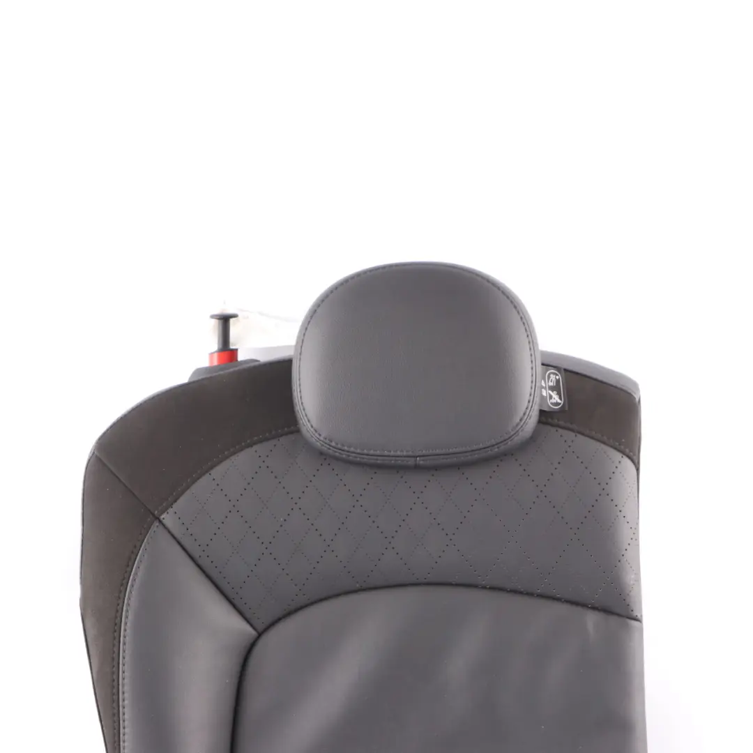 Sedile posteriore destro Schienale in pelle Carbon Black Cross Punch per Mini F56 con numero di parte 7939752 Mini F56 Sedile posteriore destro Schienale in pelle Carbon Black Cross Punch - SKU 7939752 - Numero di parte 7939752