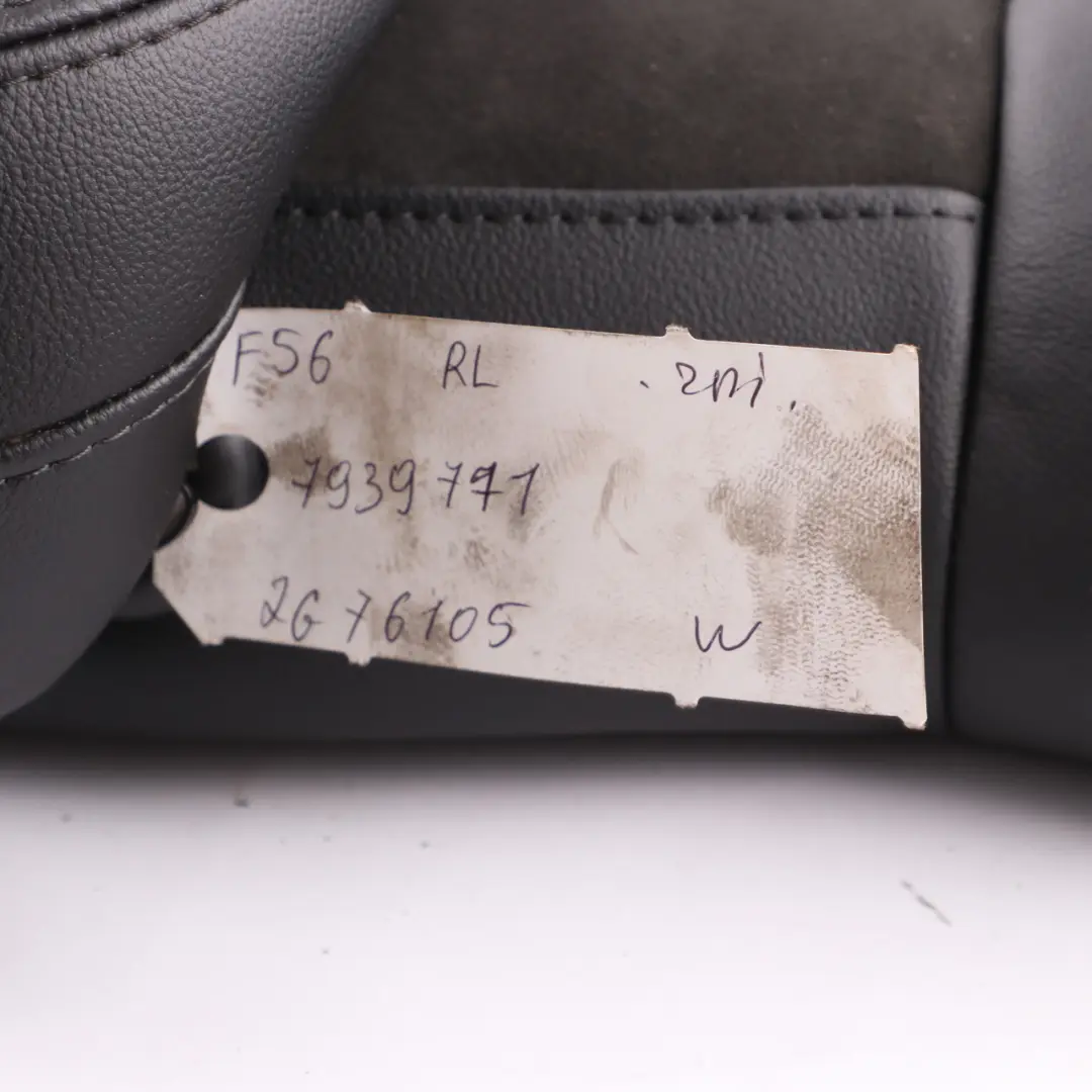 Respaldo Asiento Trasero Izquierdo Cuero Carbono Negro Cross Punch para Mini F56 con número de pieza 7939771 Mini F56 Respaldo Asiento Trasero Izquierdo Cuero Carbono Negro Cross Punch - SKU 7939771 - Número de pieza 7939771