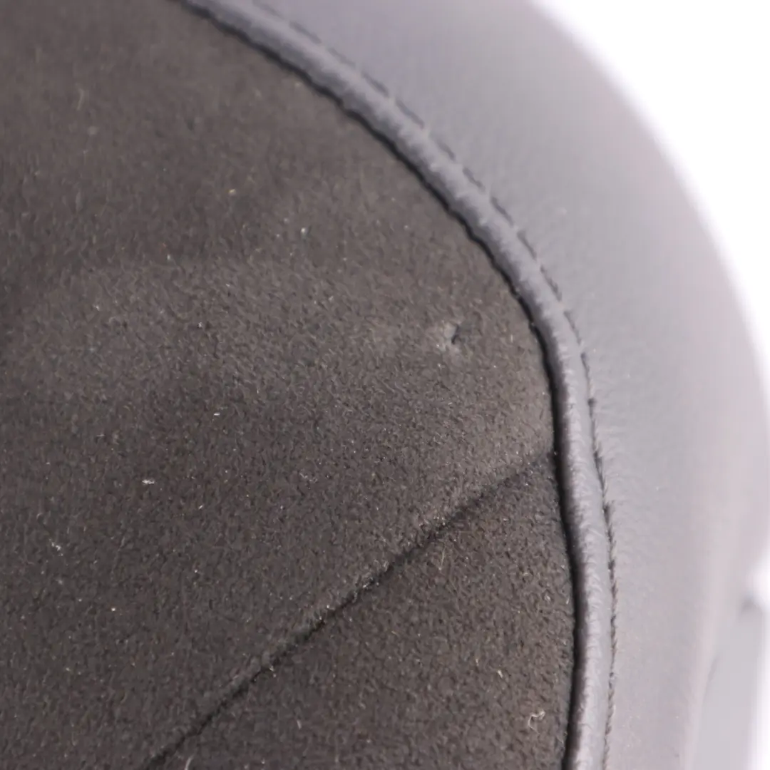 Respaldo Asiento Trasero Izquierdo Cuero Carbono Negro Cross Punch para Mini F56 con número de pieza 7939771 Mini F56 Respaldo Asiento Trasero Izquierdo Cuero Carbono Negro Cross Punch - SKU 7939771 - Número de pieza 7939771