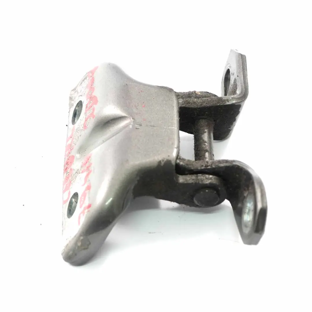 Charnière porte arrière gauche supérieure Phoenix Argent pour Kia Ceed 1 à propos du numéro de pièce 794102D000 Kia Ceed 1 Charnière porte arrière gauche supérieure Phoenix Argent - SKU 794102D000-PSI - Numéro de pièce 794102D000