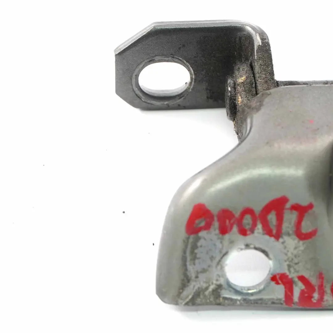 Puerta Bisagra Trasera Izquierda Superior Phoenix Plata para Kia Ceed 1 con número de pieza 794102D000 Kia Ceed 1 Puerta Bisagra Trasera Izquierda Superior Phoenix Plata - SKU 794102D000-PSI - Número de pieza 794102D000