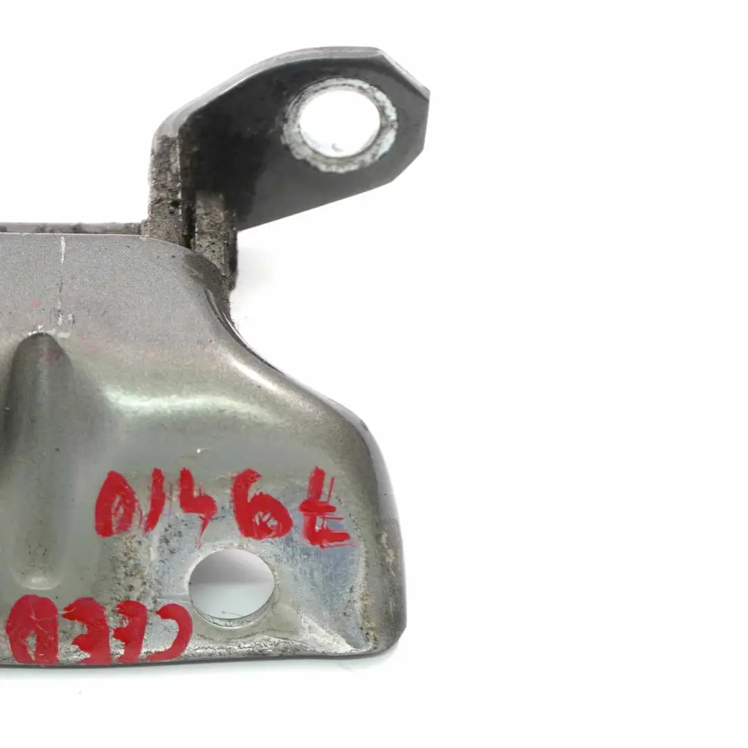 Charnière porte arrière gauche supérieure Phoenix Argent pour Kia Ceed 1 à propos du numéro de pièce 794102D000 Kia Ceed 1 Charnière porte arrière gauche supérieure Phoenix Argent - SKU 794102D000-PSI - Numéro de pièce 794102D000